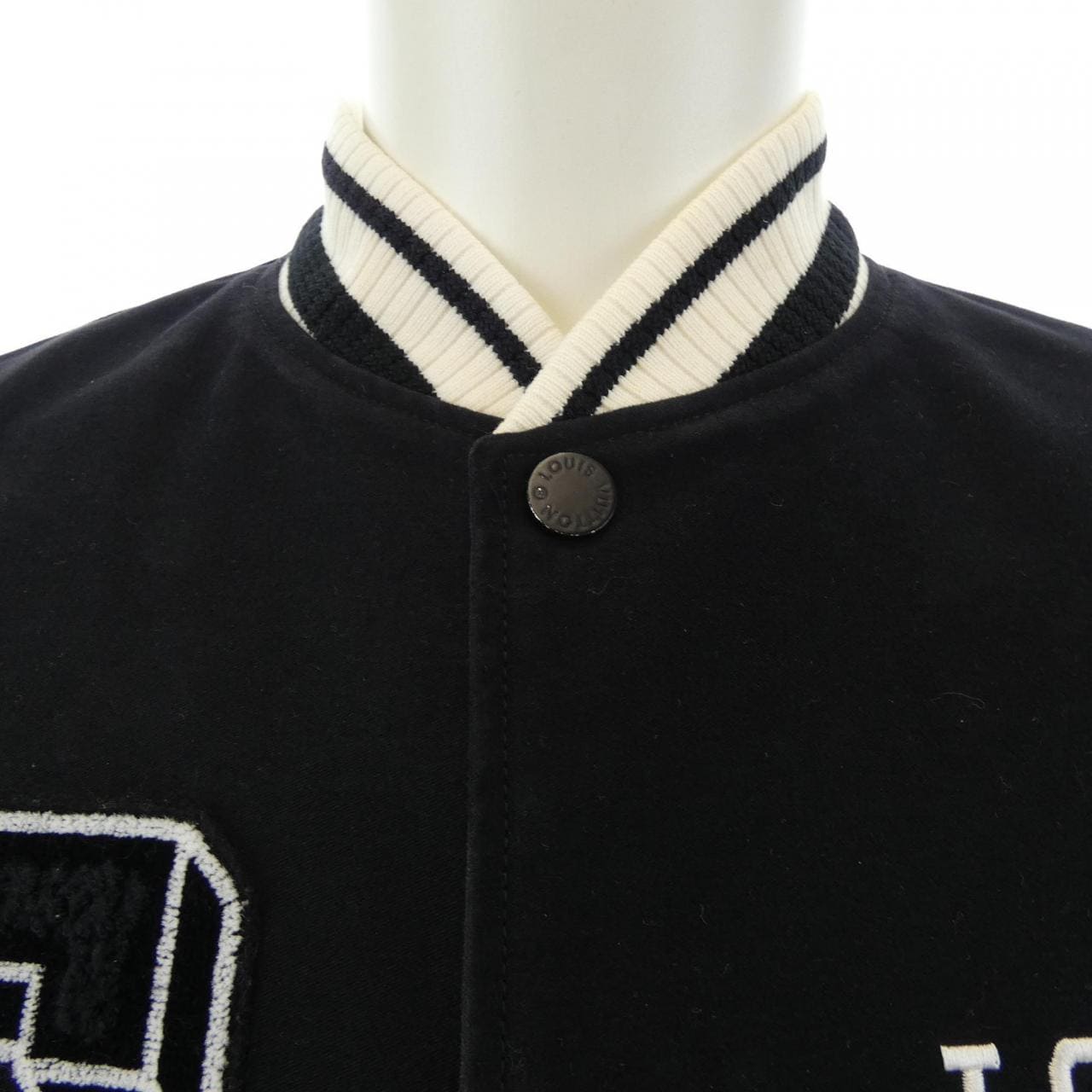 ルイヴィトン LOUIS VUITTON HDB16WAOF FRAGMENT スタジャン