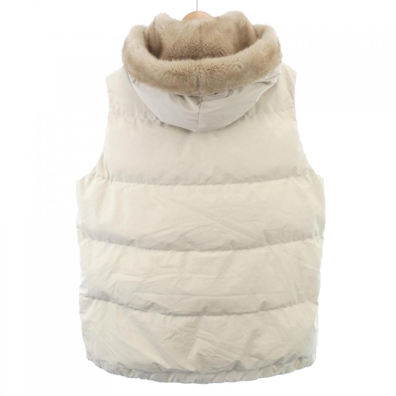 LOUANDREA ダウンベスト