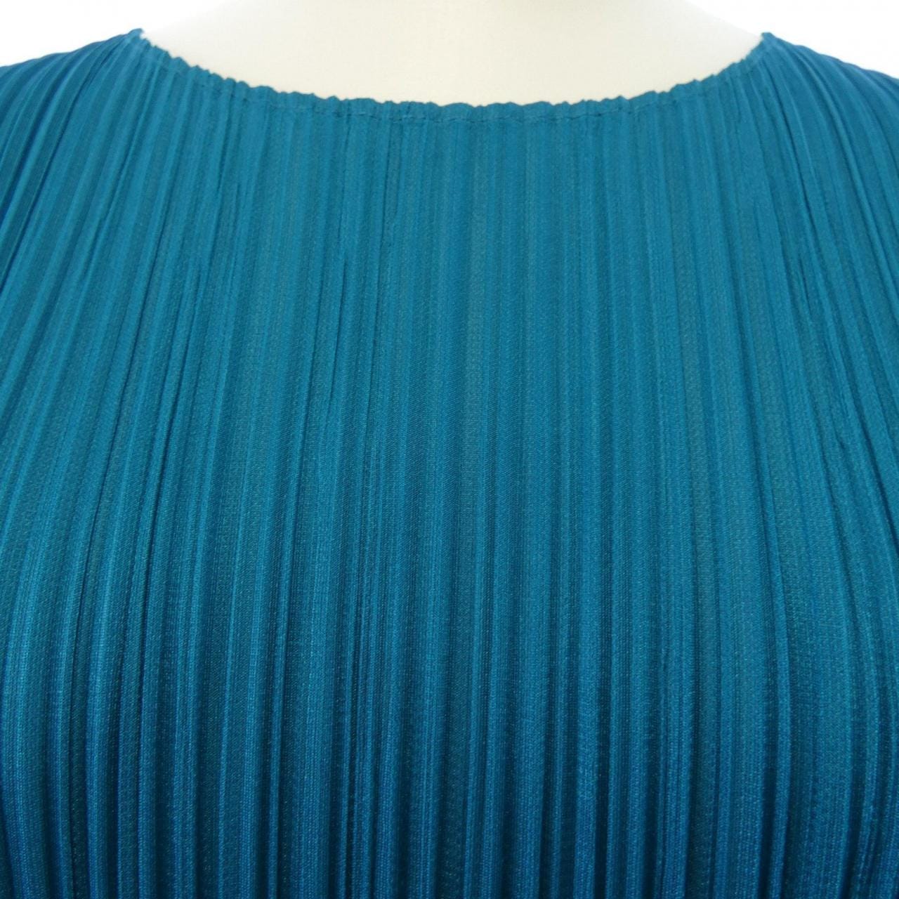 プリーツプリーズ PLEATS PLEASE PP53JH147 ワンピース