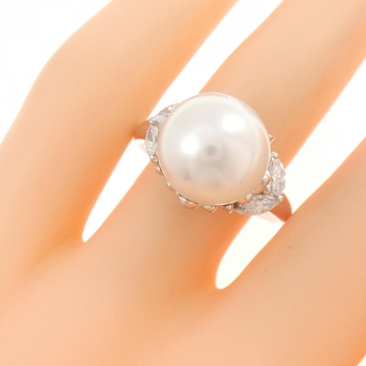 PT900 白蝶パール リング 11.4mm