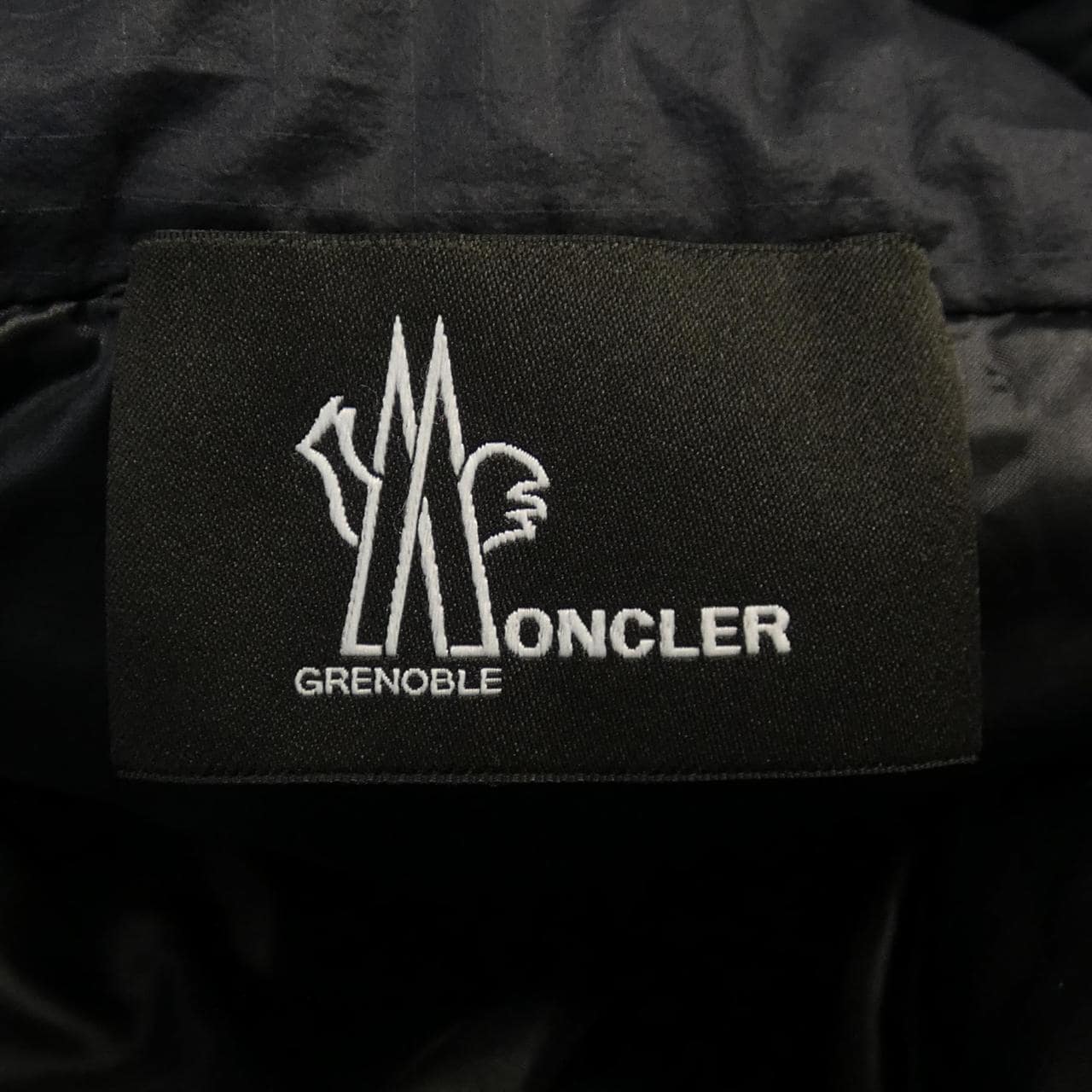 モンクレールグルノーブル MONCLER GRENOBLE ダウンジャケット