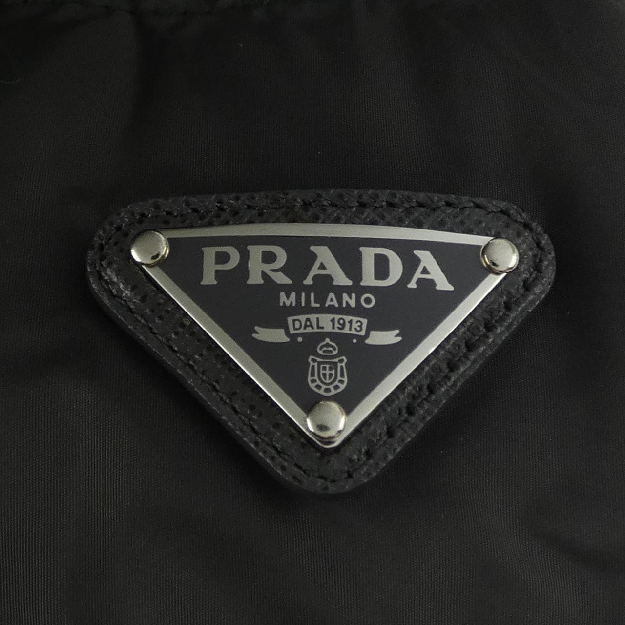 プラダ PRADA トライアングルロゴ 290696 S152 Q04 ダウンコート