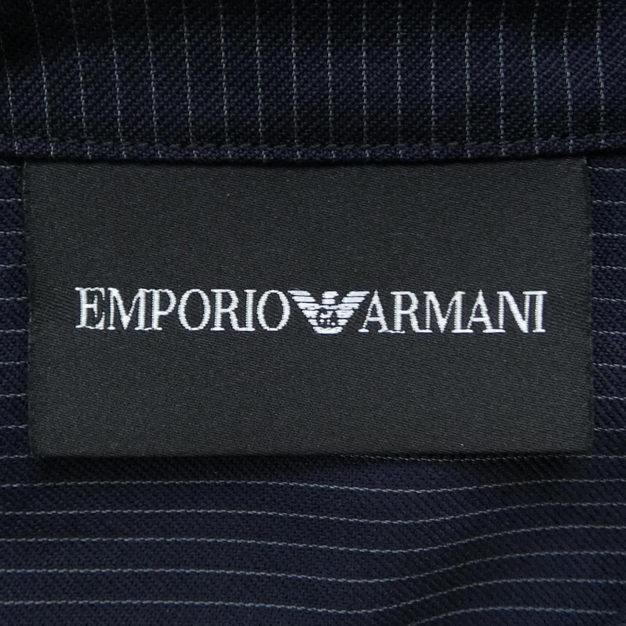 エンポリオアルマーニ EMPORIO ARMANI トップス