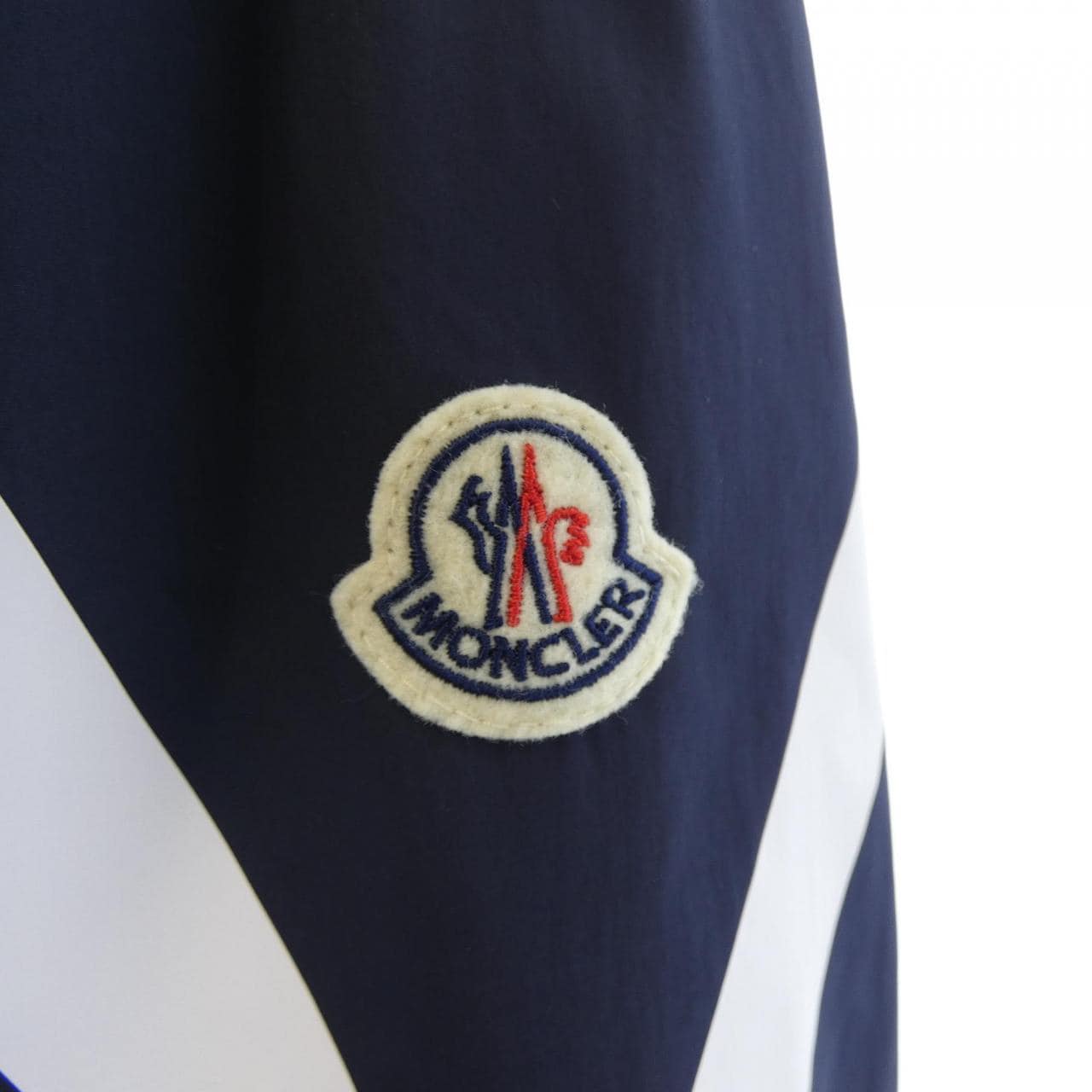 モンクレール MONCLER FETUQUE ブルゾン