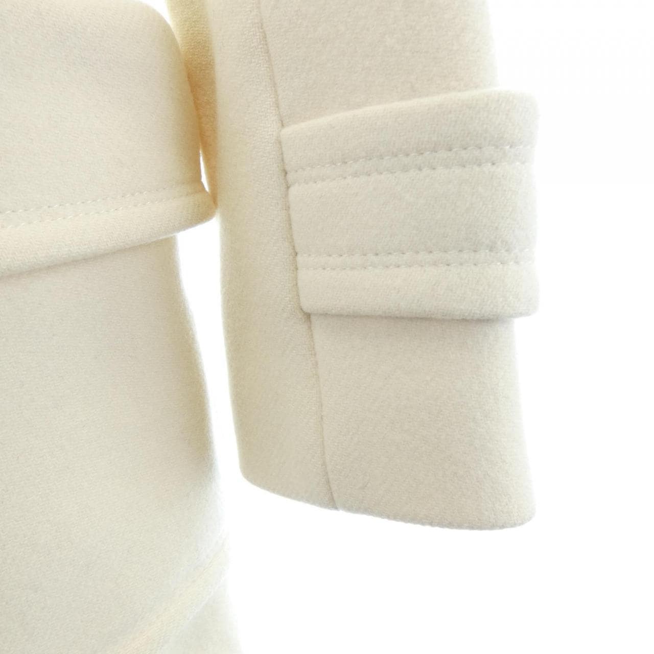 BURBERRY巴宝莉蓝色标签外套