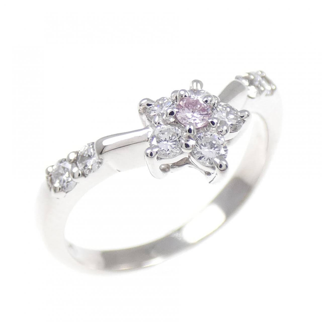PT900 フラワー ダイヤモンド リング 0.31CT
