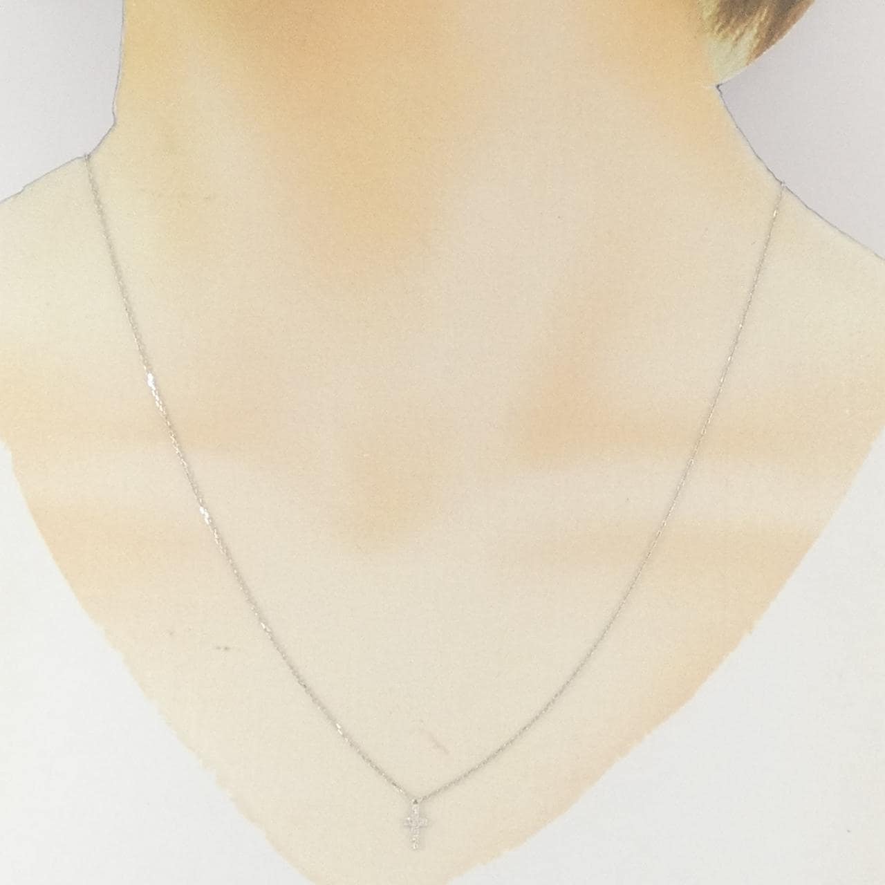 アーカー クロス パヴェ ネックレス 0.05CT