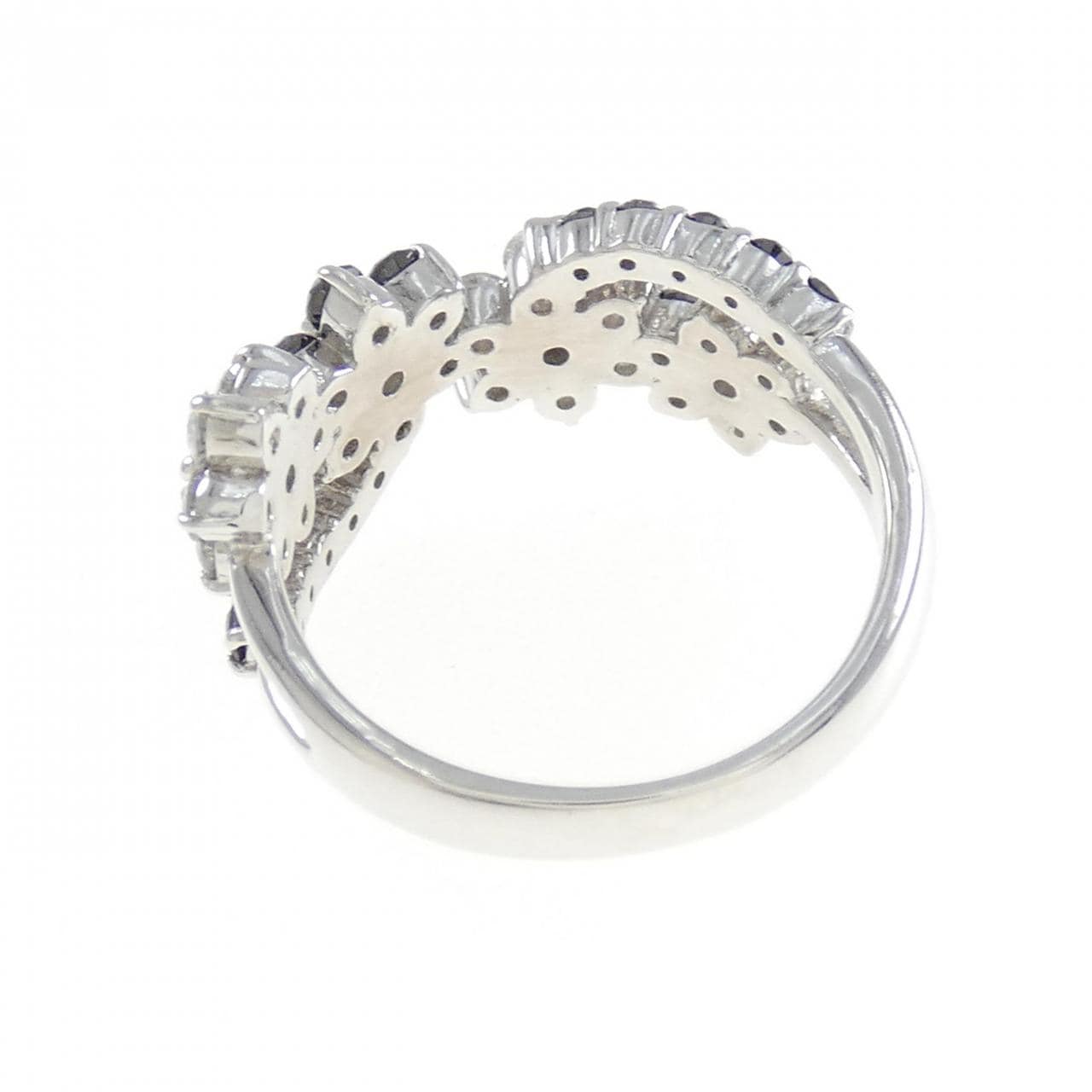 K18WG flower Diamond ring 0.60CT