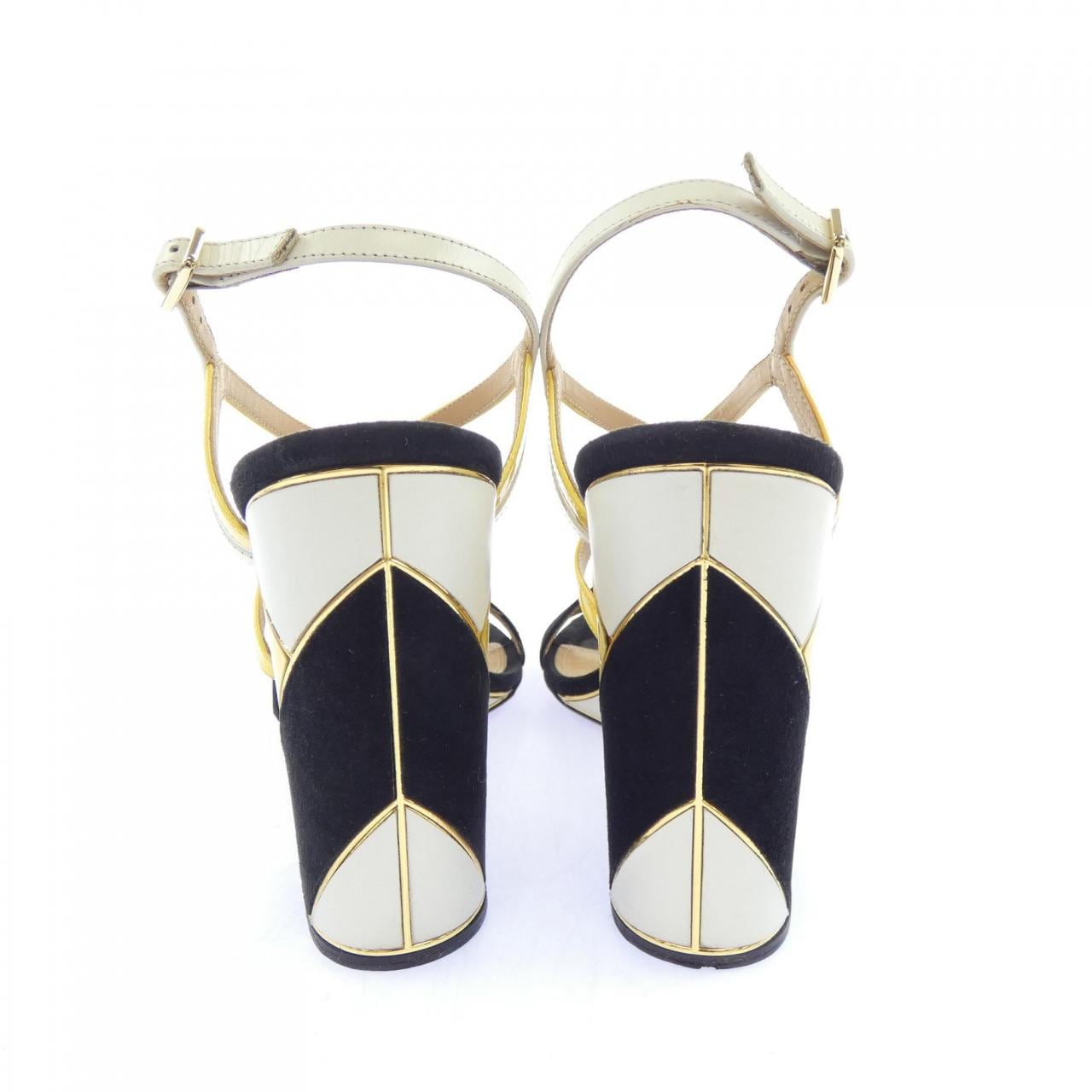 サルヴァトーレフェラガモ SALVATORE FERRAGAMO サンダル