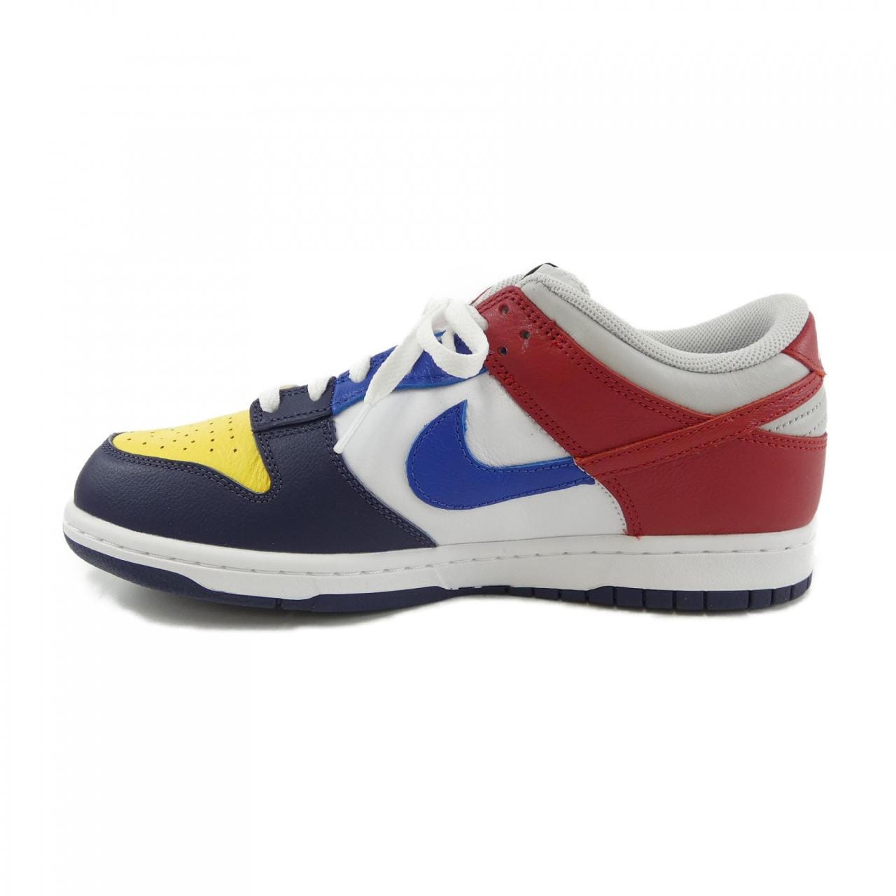 ナイキ NIKE スニーカー