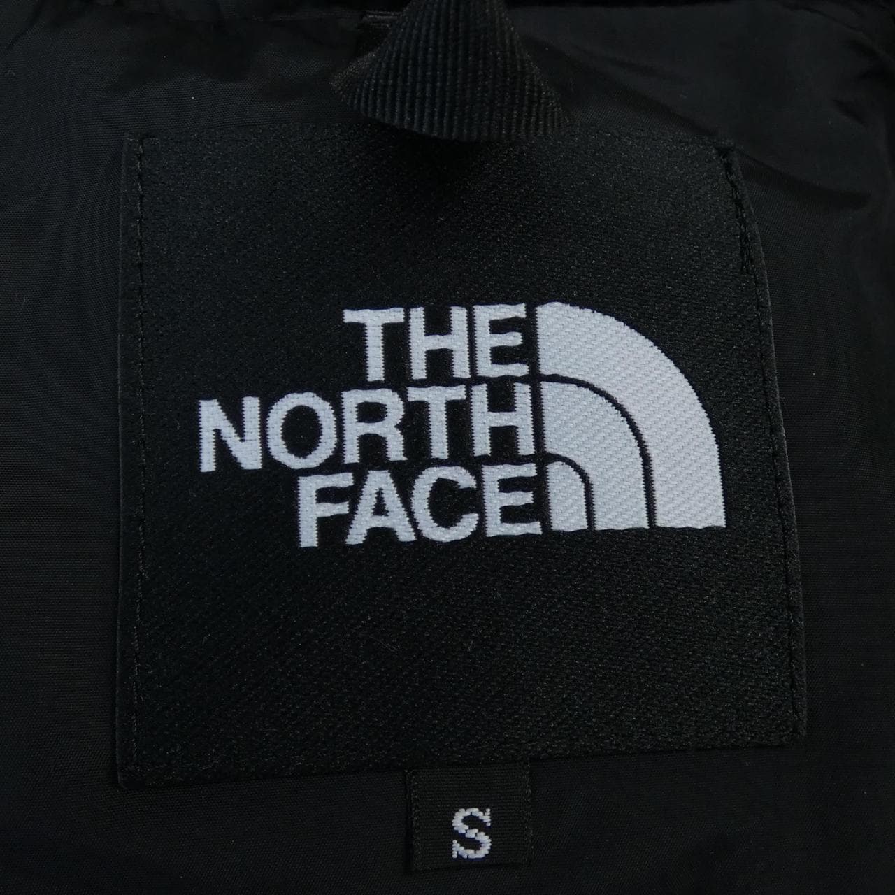 ザノースフェイス THE NORTH FACE ND92335 ダウンジャケット