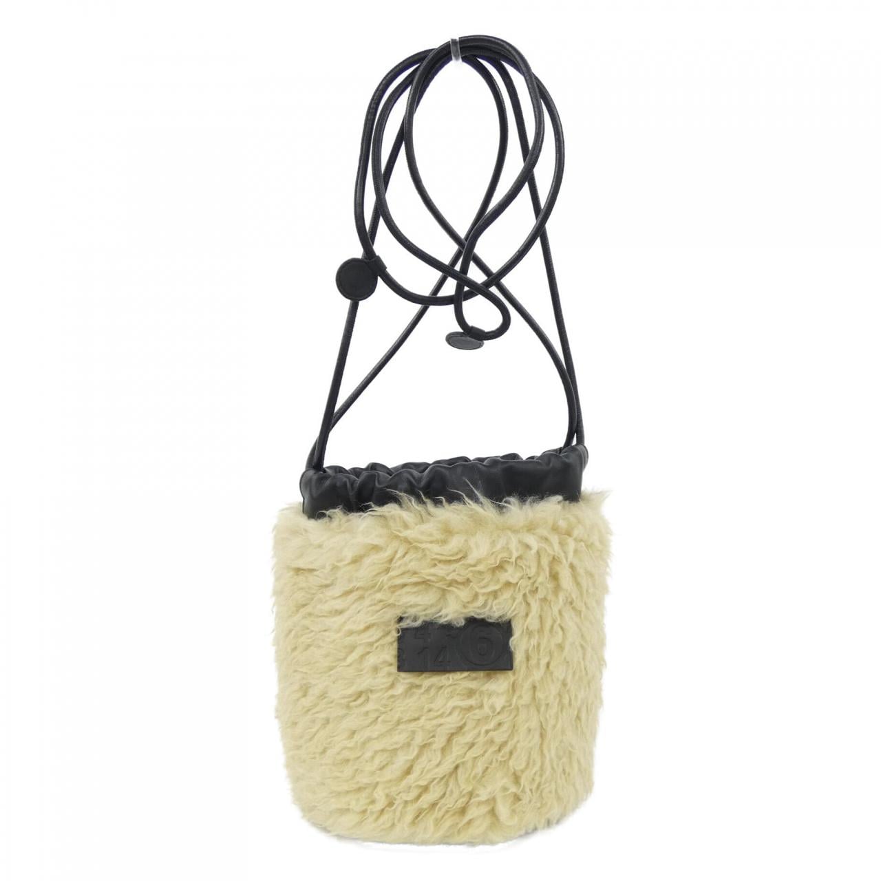 エムエムシックス MM6 S41WG0061 P3636 BAG