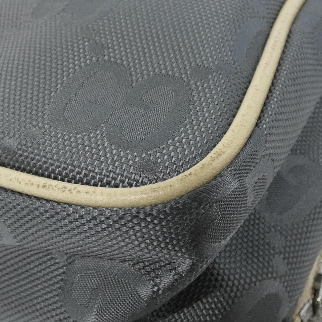 グッチ GUCCI OFF THE GRID 625850 H9HAN ショルダーバッグ