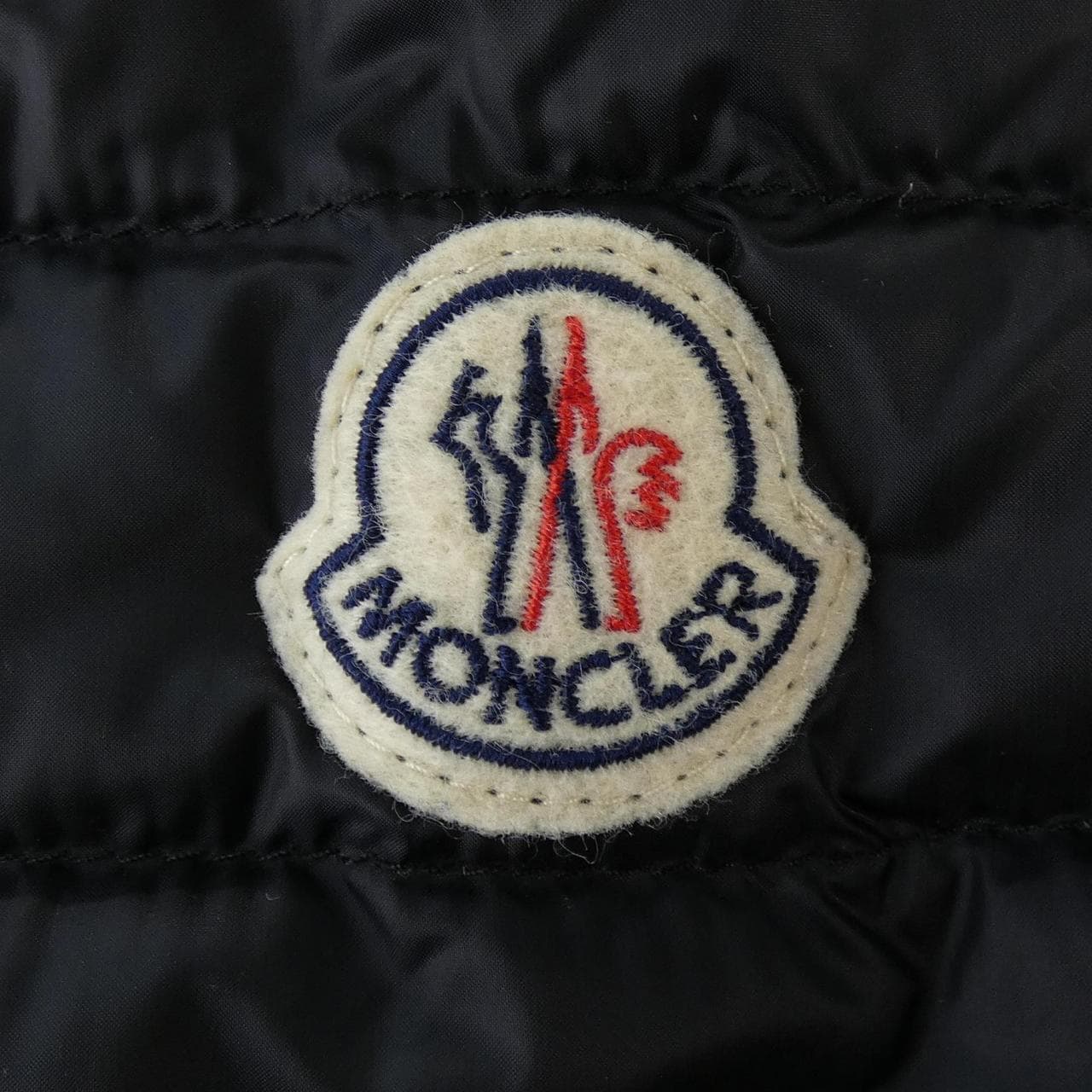 モンクレール MONCLER BARYTINE ダウンジャケット