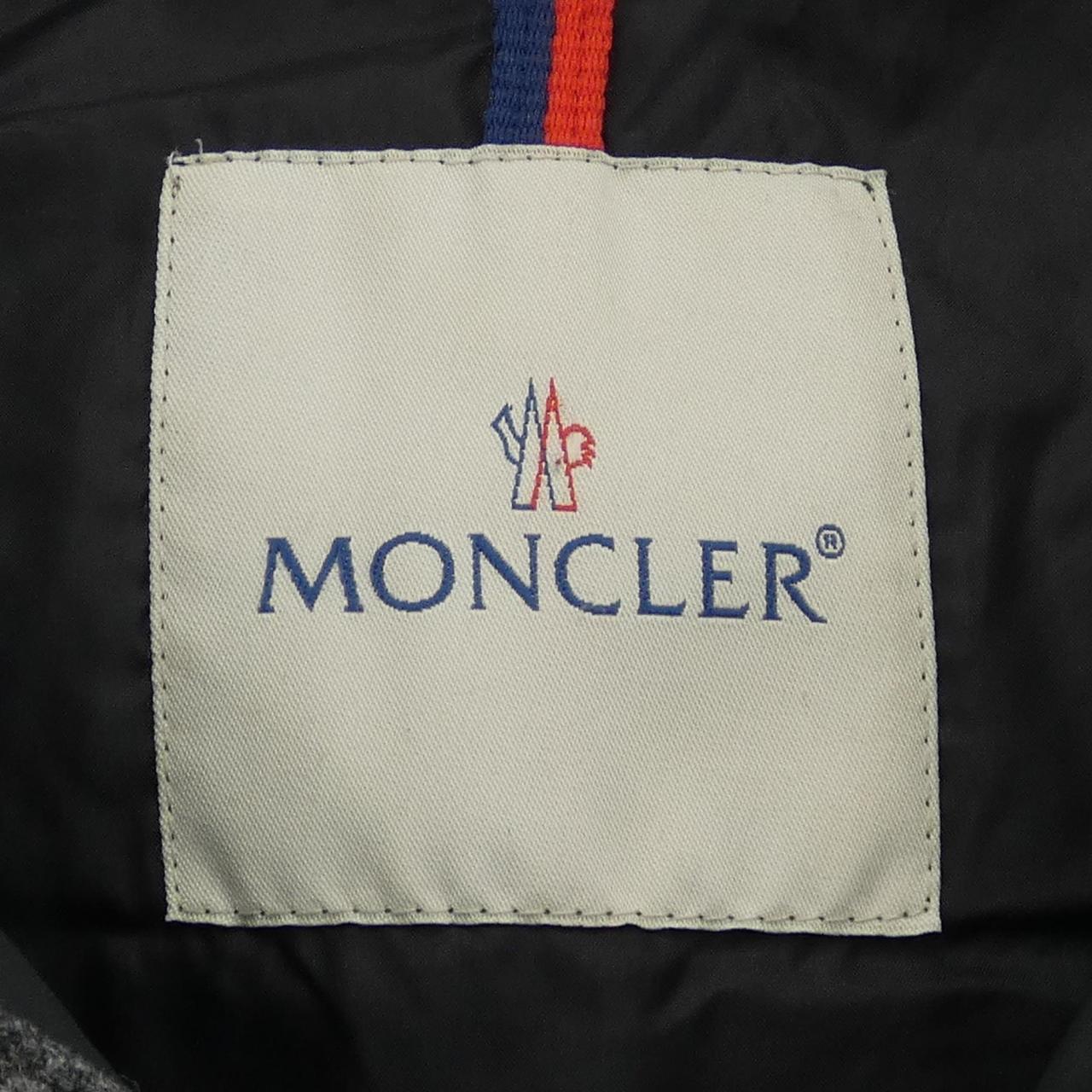 MONCLER蒙克勒羽绒服