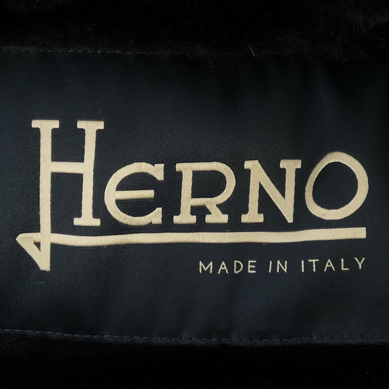 ヘルノ Herno PA0072U コート