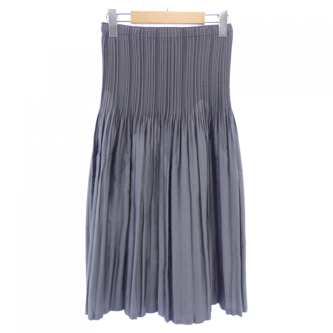 イッセイミヤケ ISSEY MIYAKE IM11FG219 スカート