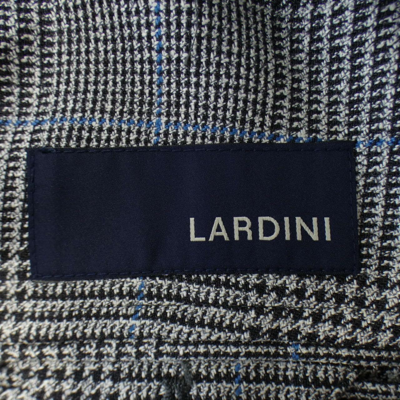 ラルディーニ LARDINI スーツ