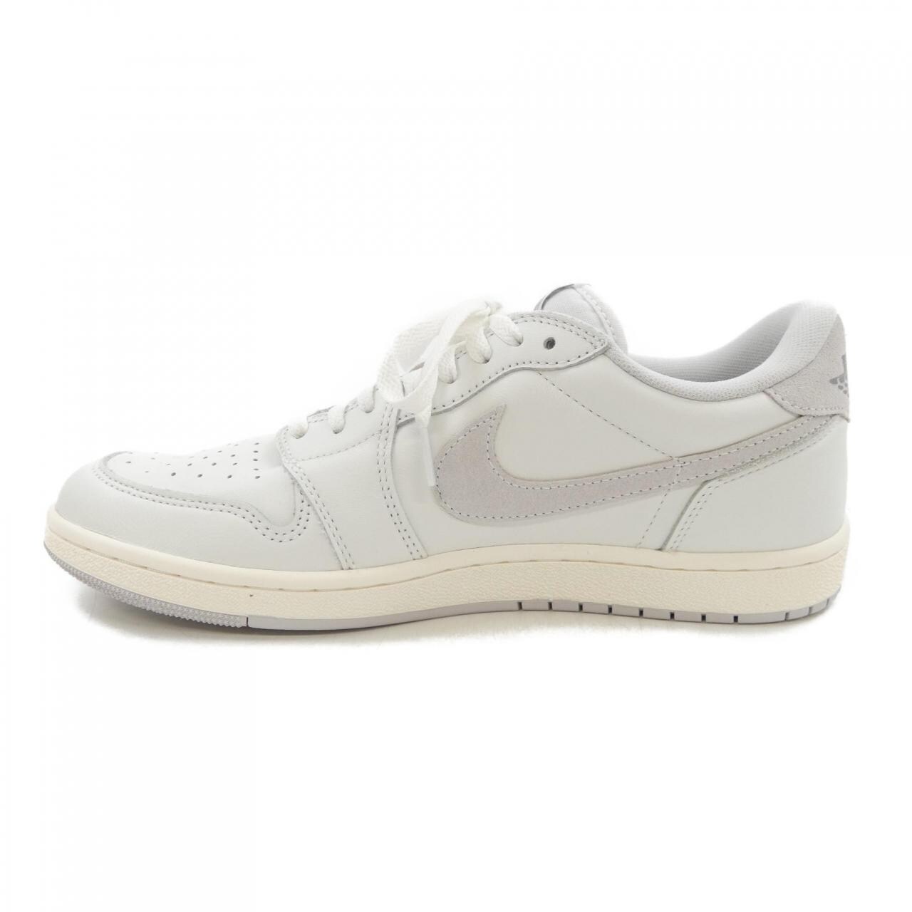 ナイキ NIKE スニーカー