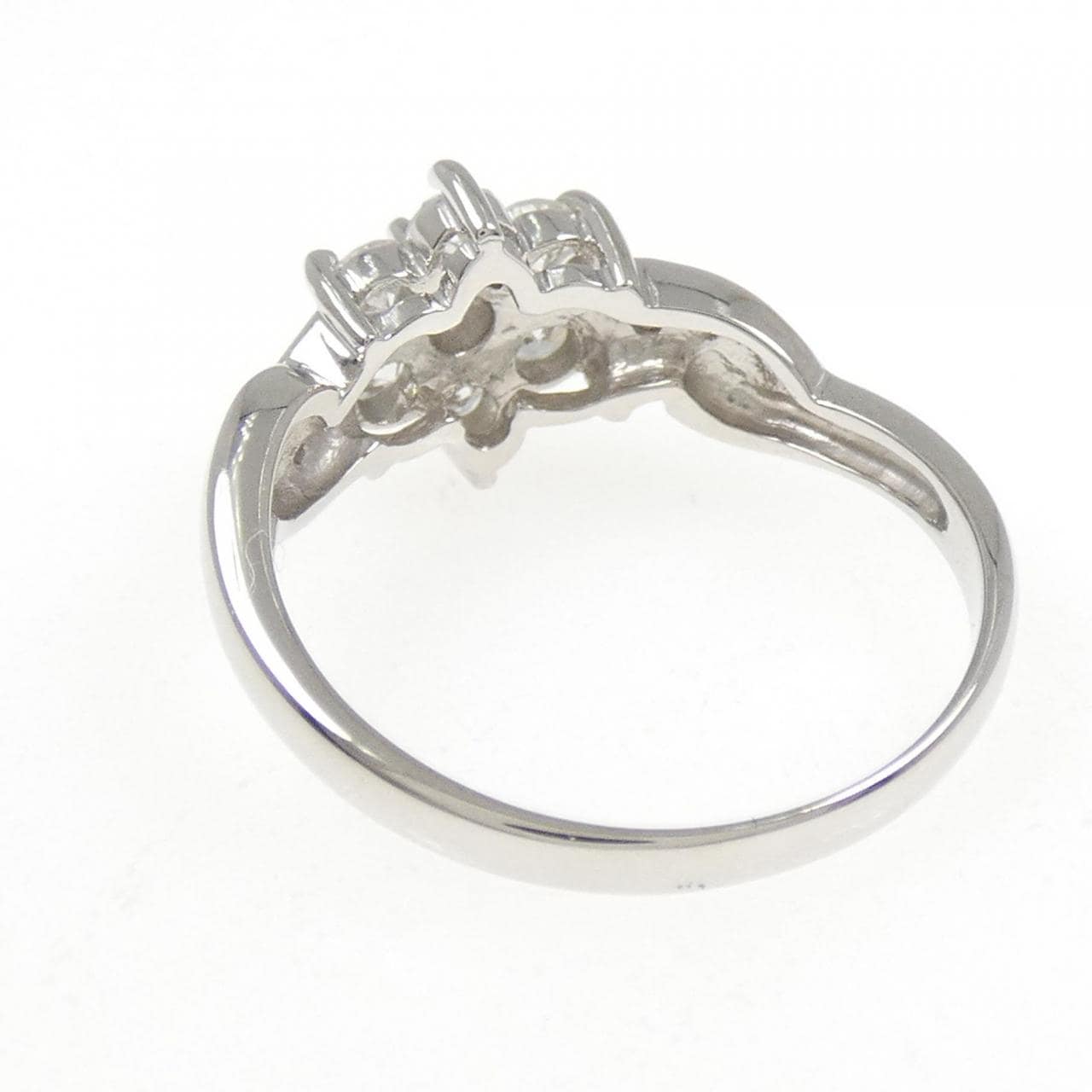 PT900 フラワー ダイヤモンド リング