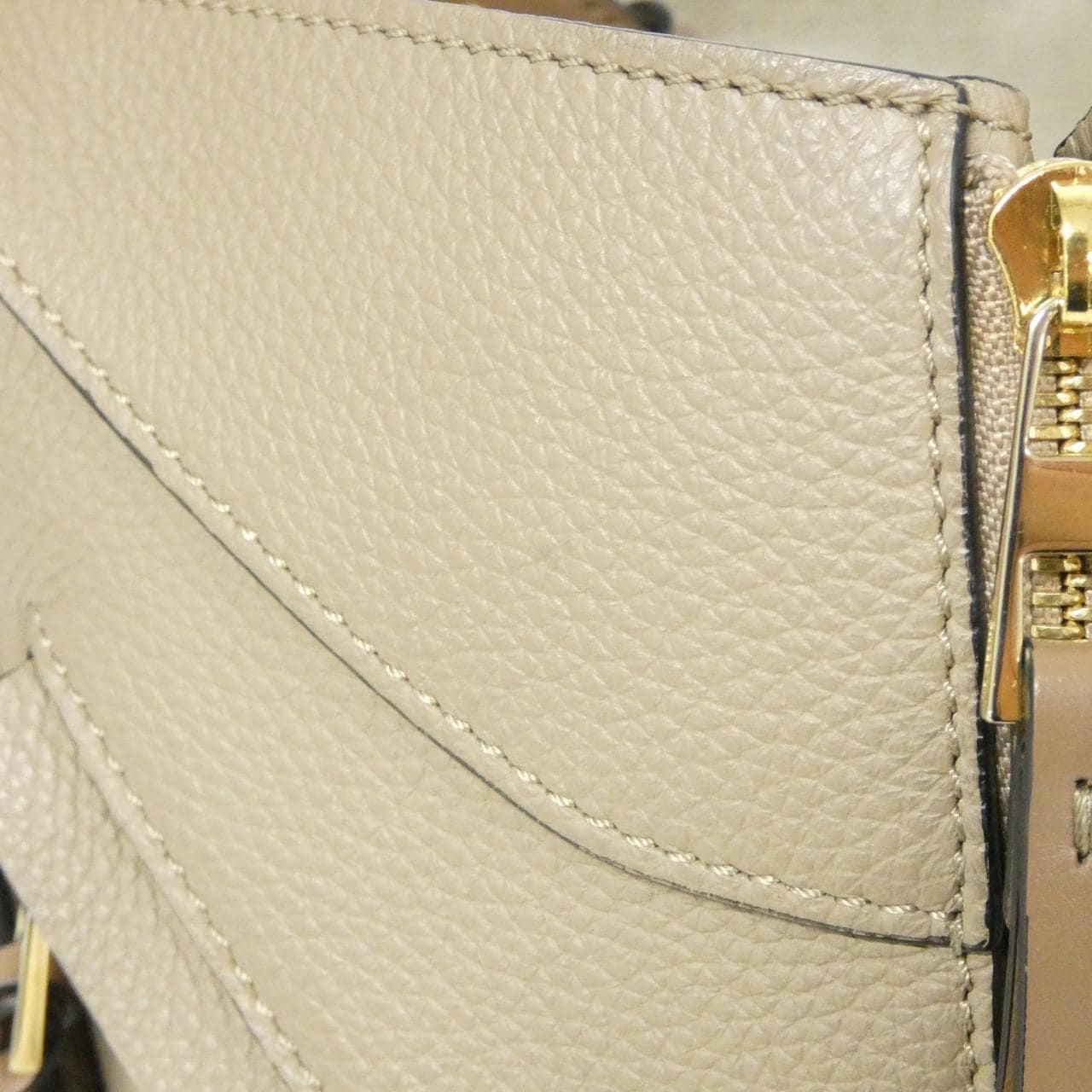 ロエベ ハンモック コンパクト A538H13X03 ショルダーバッグ