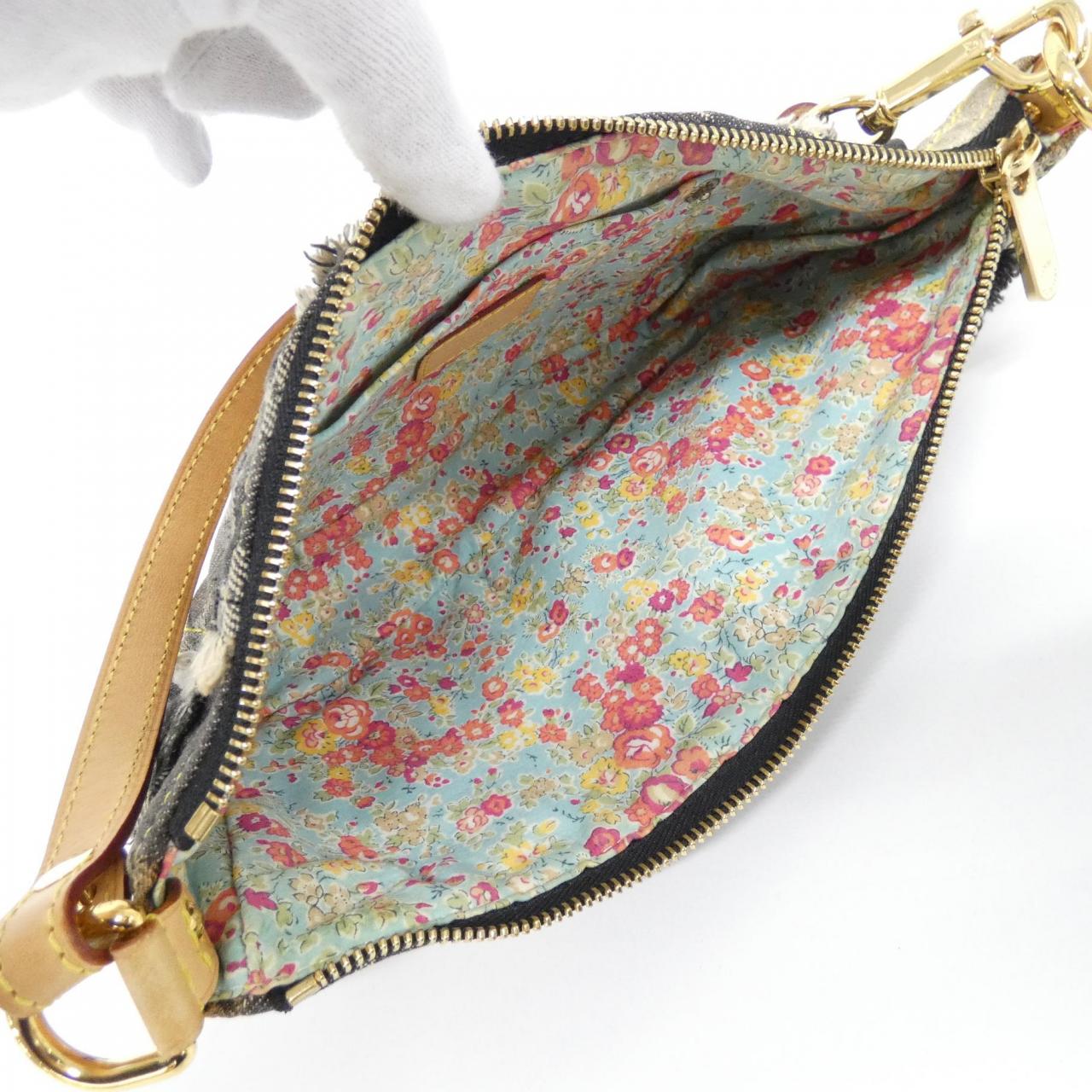 ルイヴィトン モノグラム デニム パッチワーク パウチィ M95383 ショルダーバッグ