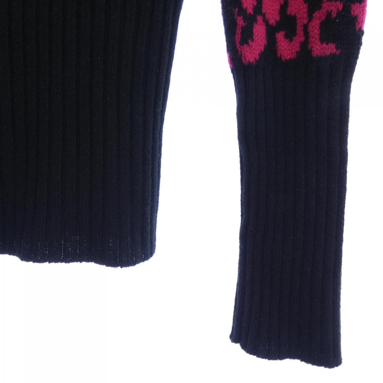 クリスチャンディオール CHRISTIAN DIOR 144S53AM067 ニット