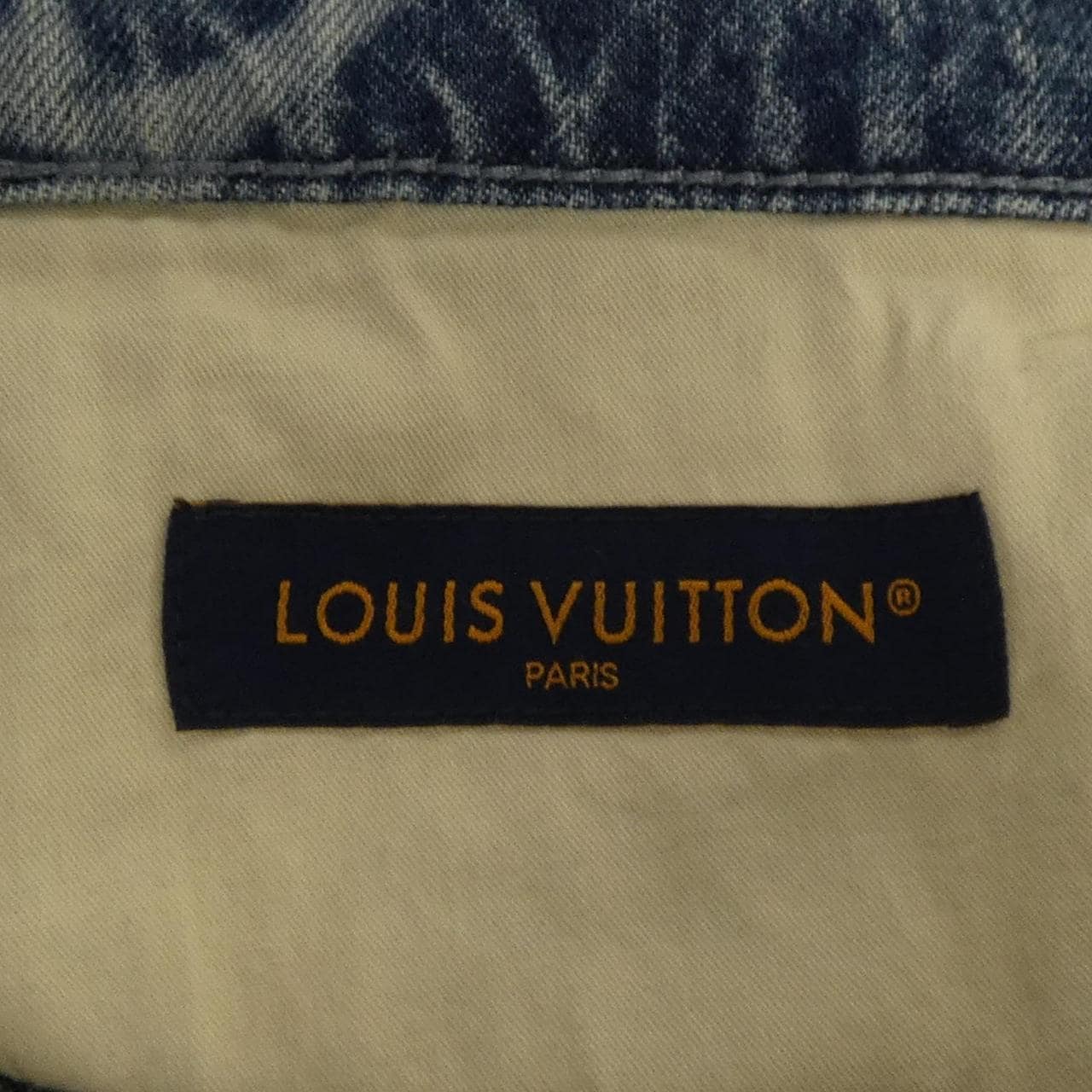 ルイヴィトン LOUIS VUITTON HRD24WKOE ショートパンツ
