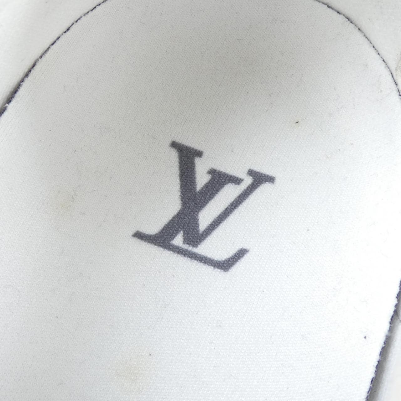 LOUIS VUITTON VNR Line 運動鞋