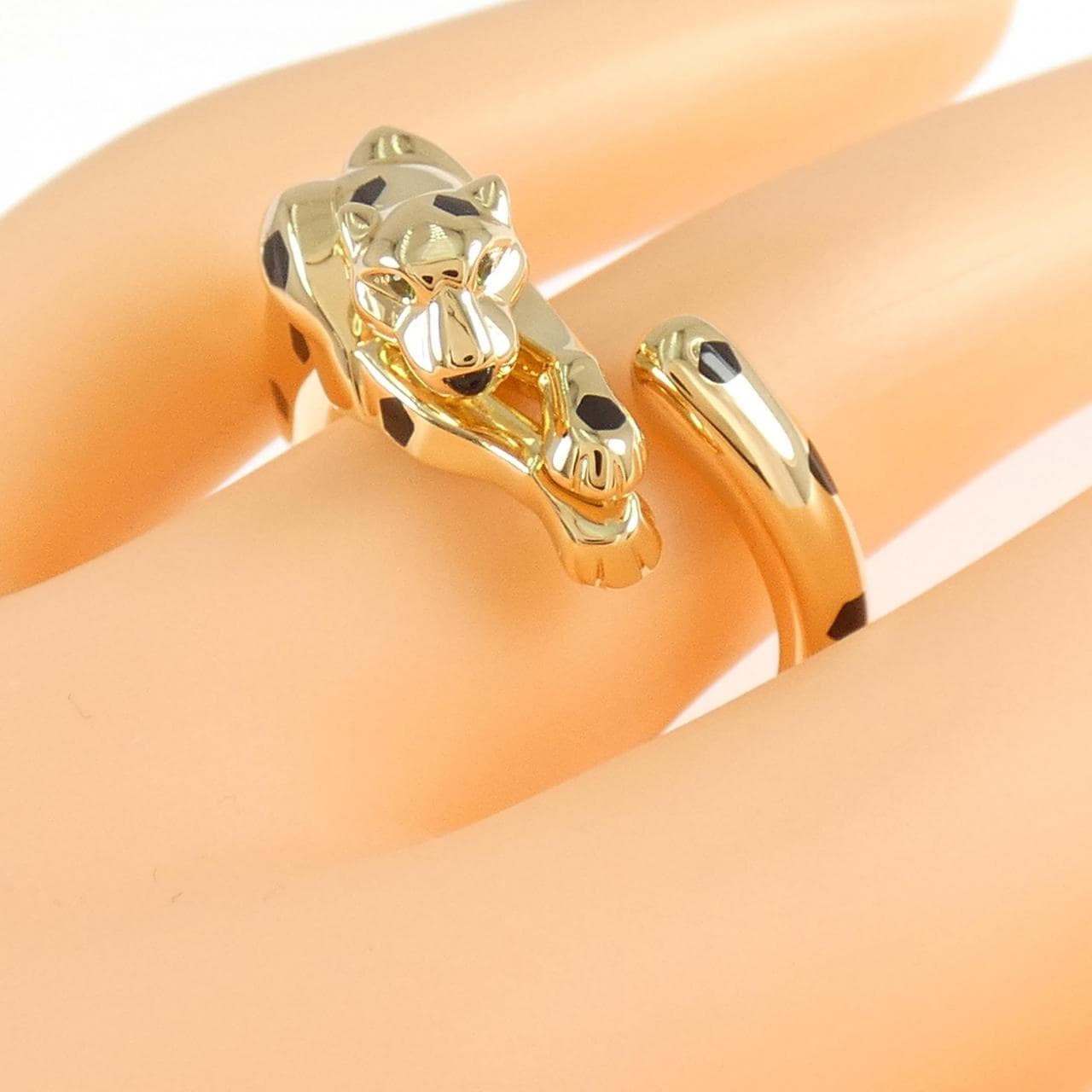 Cartier panthère ring