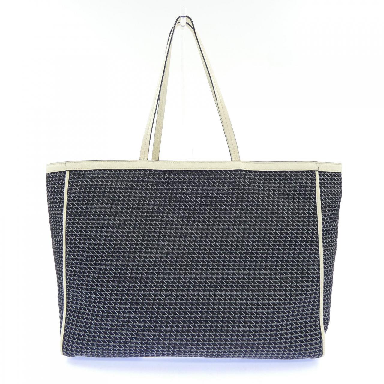 ヴァレクストラ VALEXTRA K-VAL WBSF0014703T9999NNWH BAG