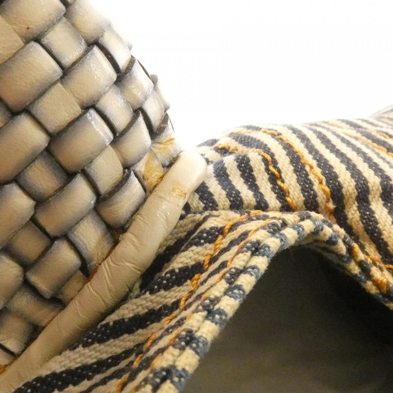 フェンディ SPY 8BR511 UG7 ショルダーバッグ