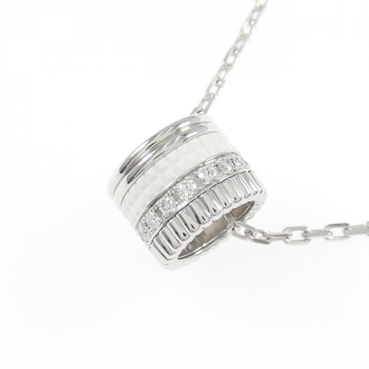 ブシュロン キャトルダブル ホワイト ラージ ネックレス