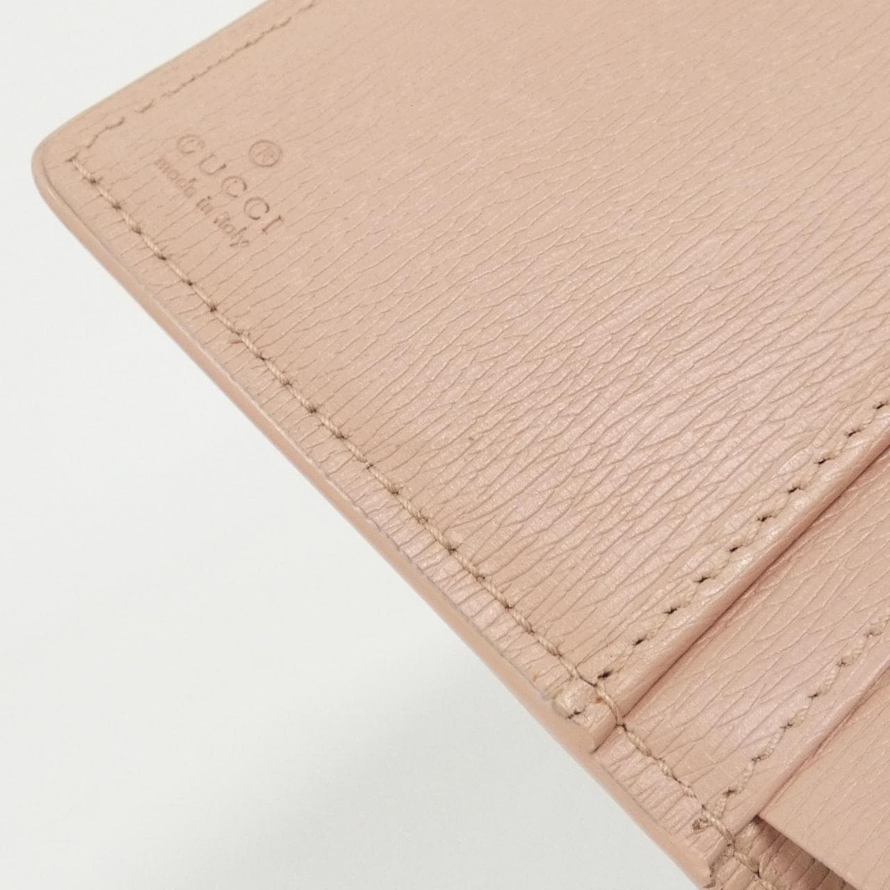 グッチ 772640 0OP0N 財布