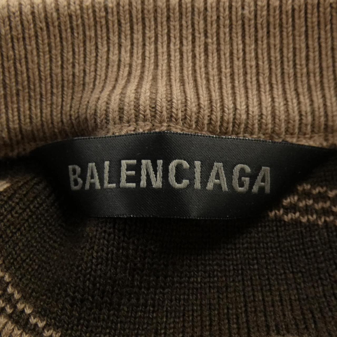 バレンシアガ BALENCIAGA 733859 T3253 ニット