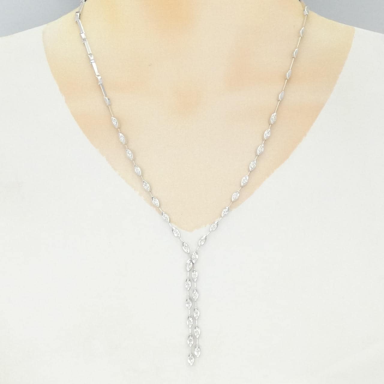 K18WG ダイヤモンド ネックレス 2.00CT