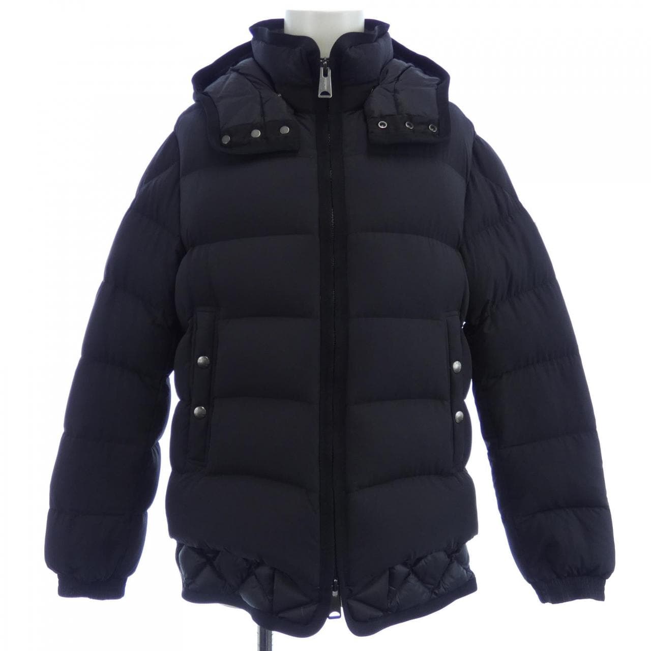 モンクレール MONCLER ダウンジャケット