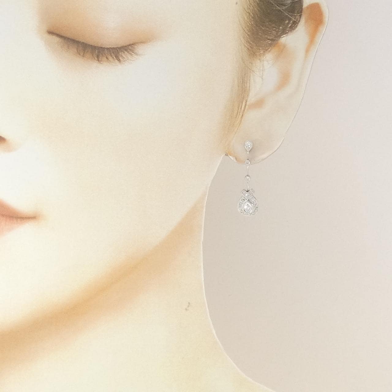 K18WG ダイヤモンド ピアス 0.57CT