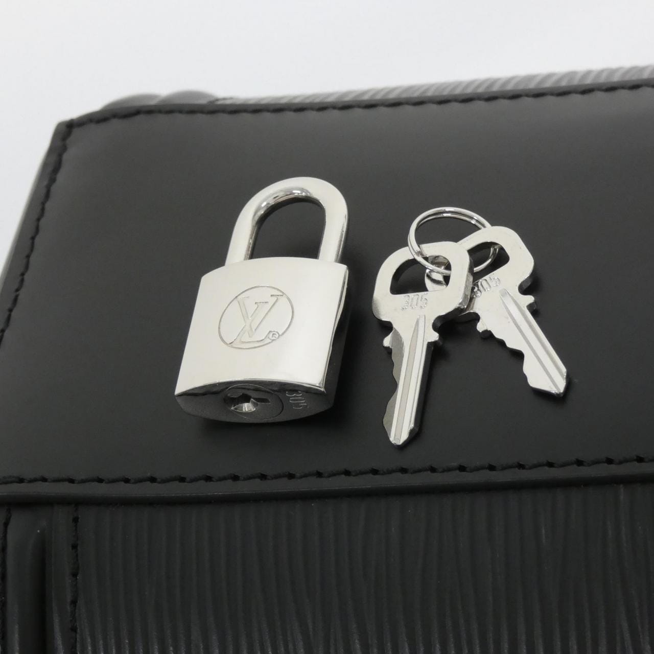 ルイヴィトン エピ カンヌ M52226 バッグ