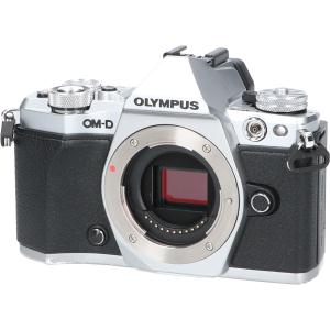 OLYMPUS E-M5 MARK II