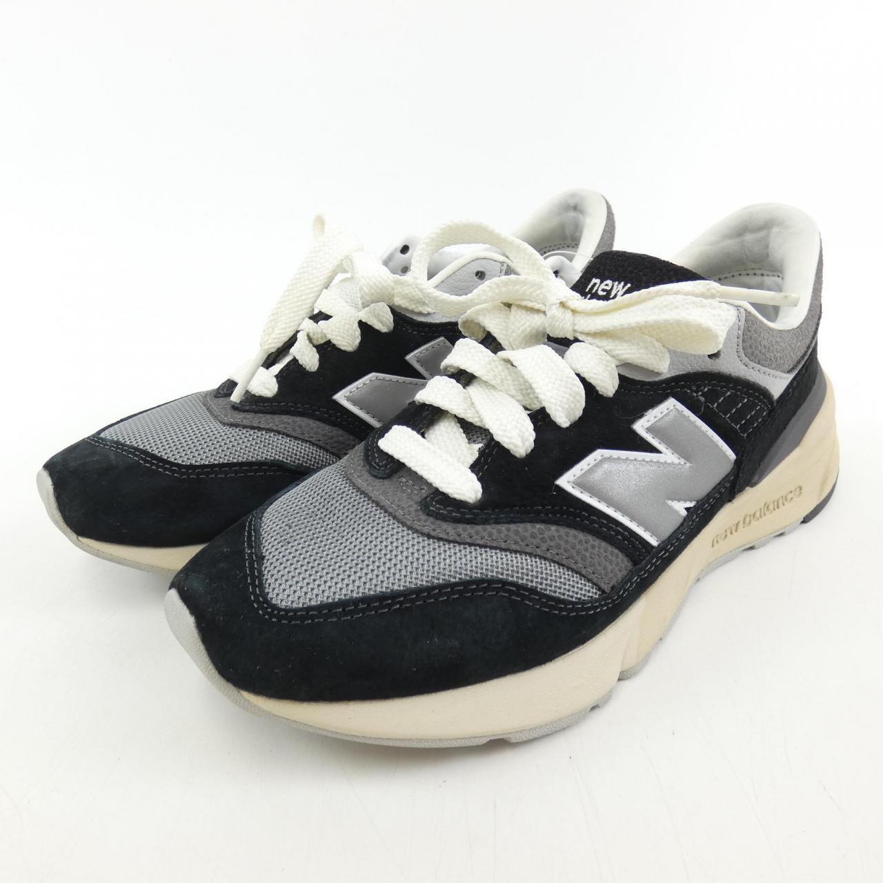 ニューバランス NEW BALANCE スニーカー