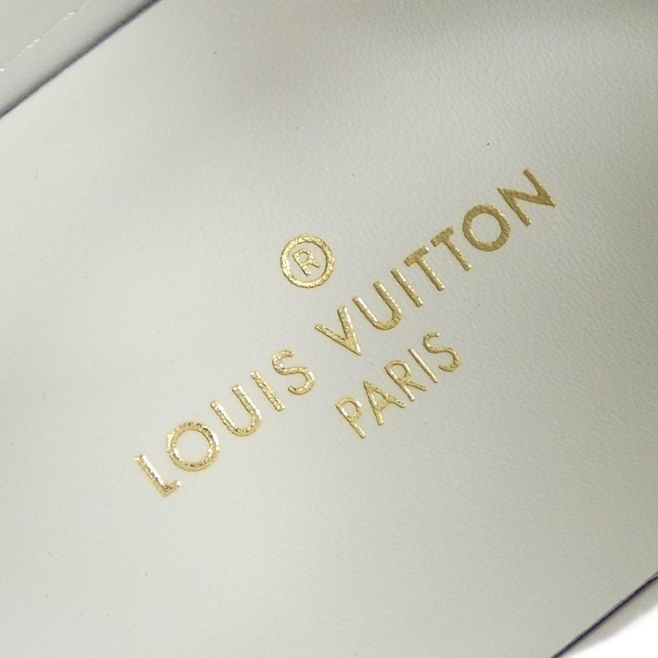 ルイヴィトン LOUIS VUITTON スニーカー