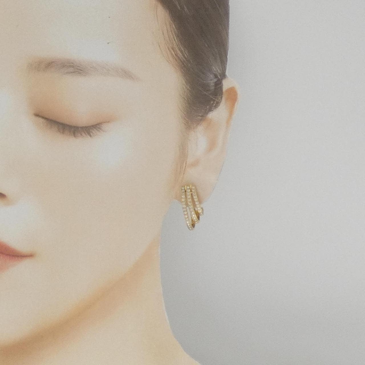 K18YG Diamond Earrings