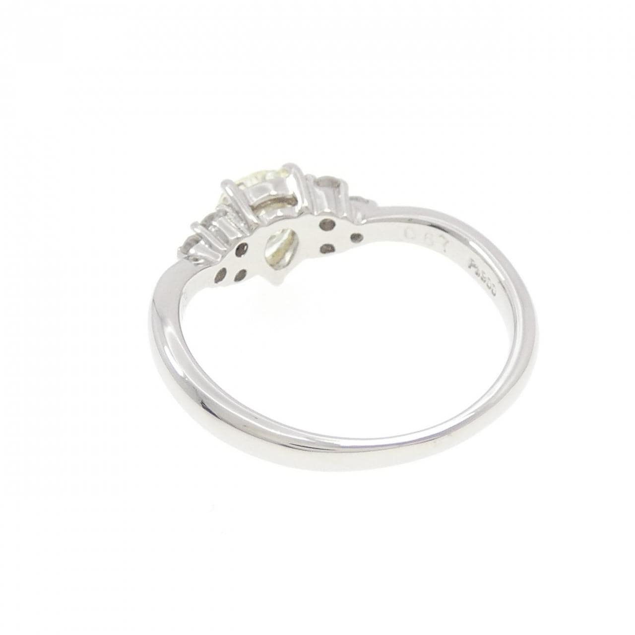 PT900 ダイヤモンド リング 0.67CT