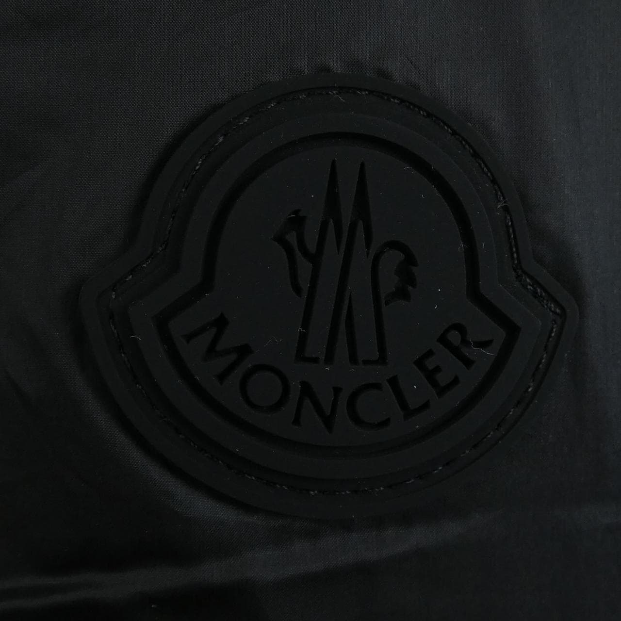 盟MONCLER背心