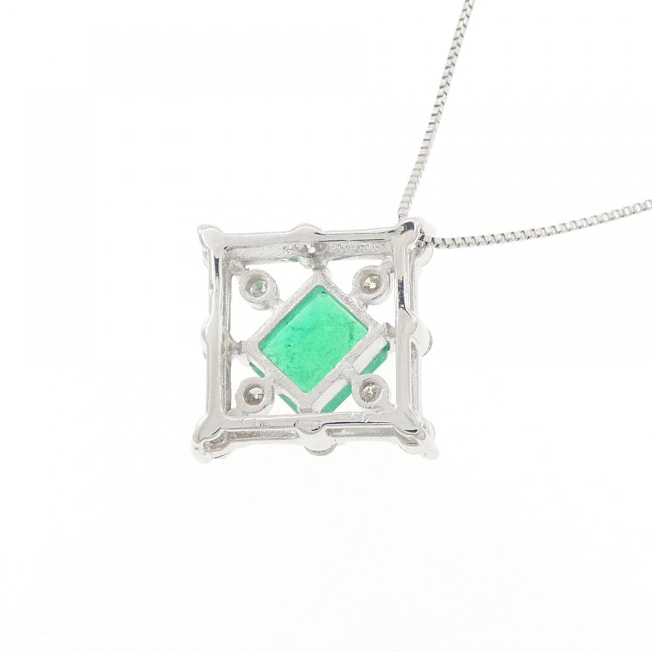 K18WG エメラルド ネックレス 0.98CT