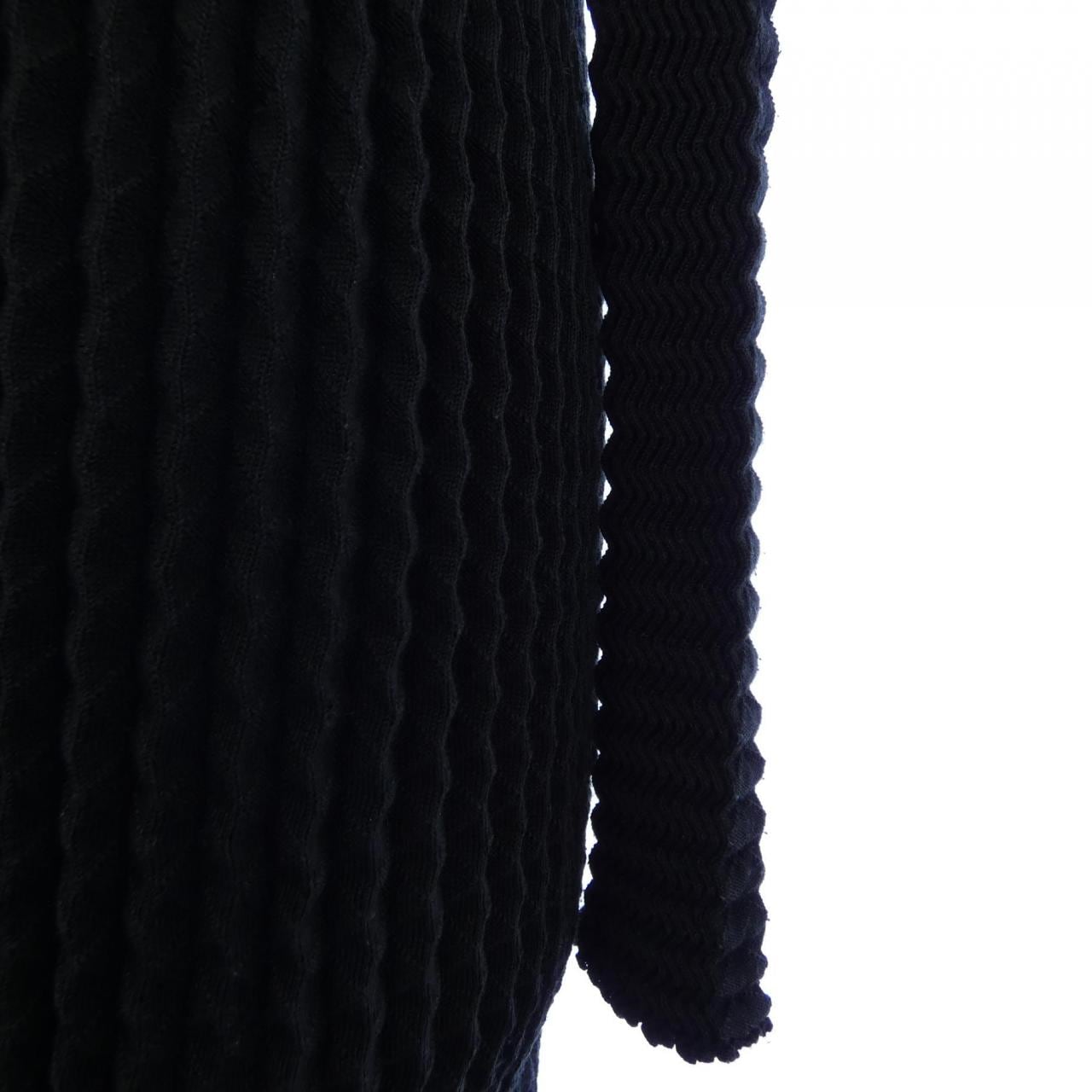 イッセイミヤケ ISSEY MIYAKE IM33KH267 ワンピース