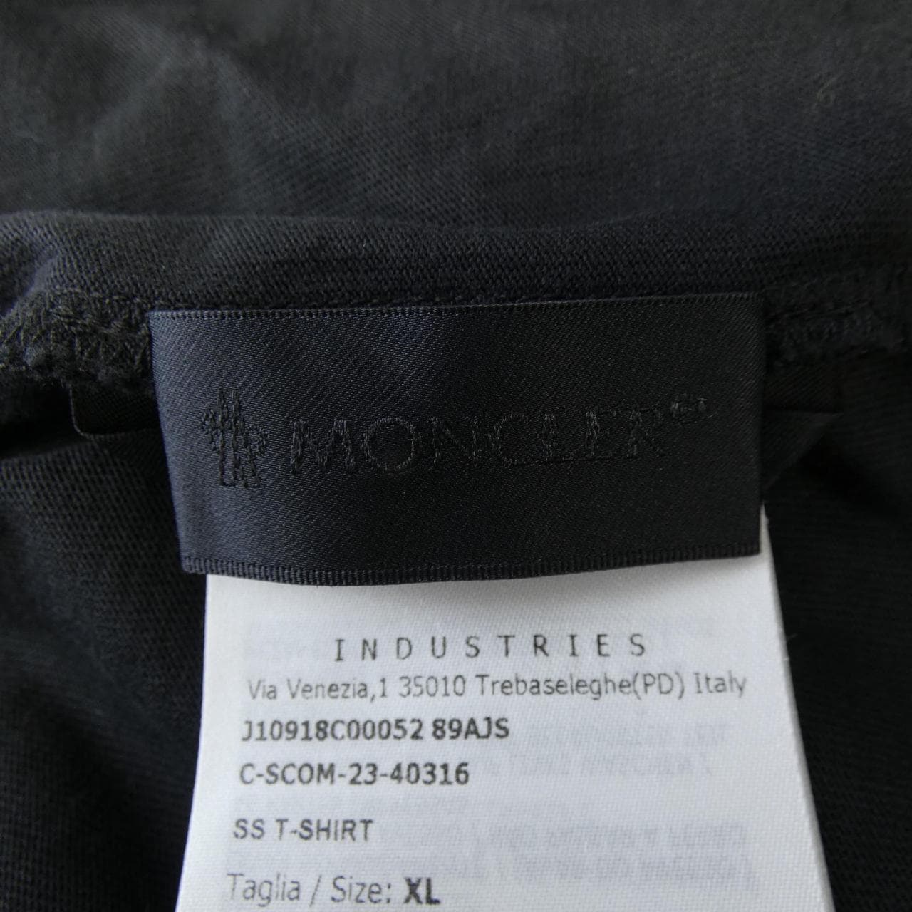 モンクレール MONCLER 10918C00052 Tシャツ