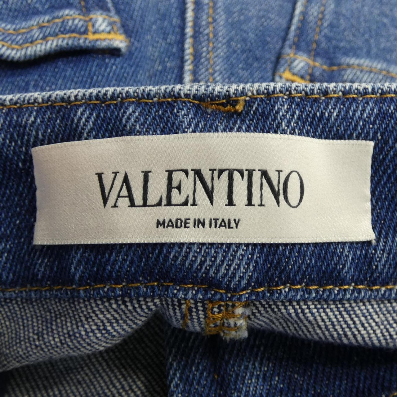ヴァレンティノ VALENTINO WB3DD12J7C6 ショートパンツ