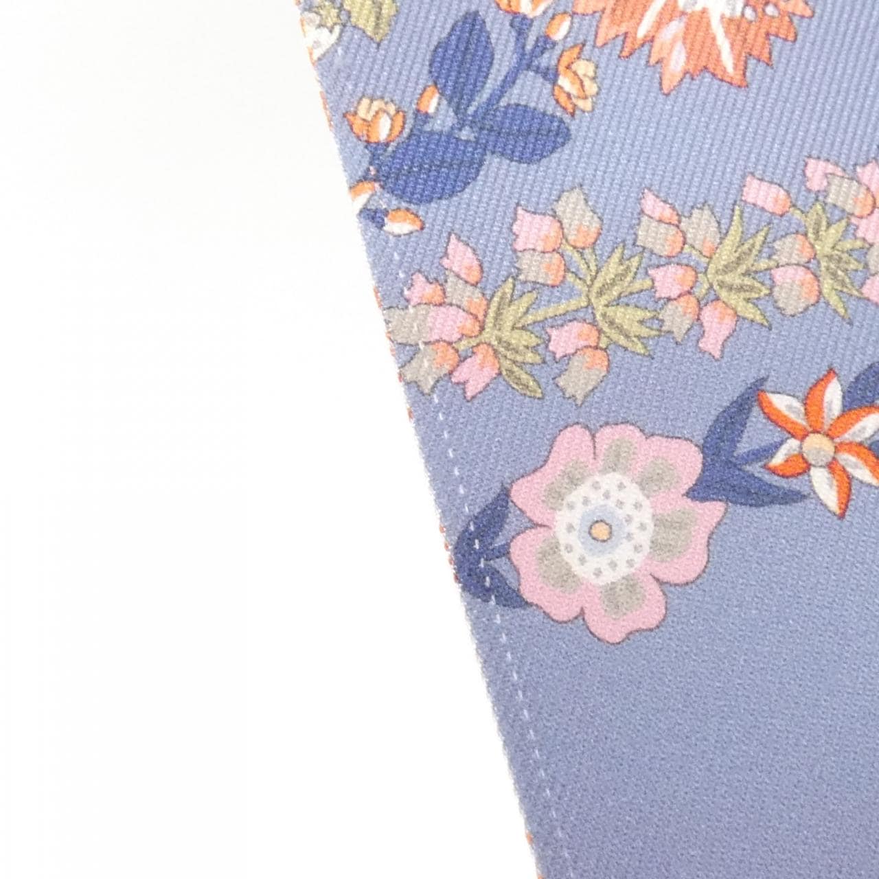 エルメス BRIDES DE GALA EN FLEURS ツイリー 061526S スカーフ